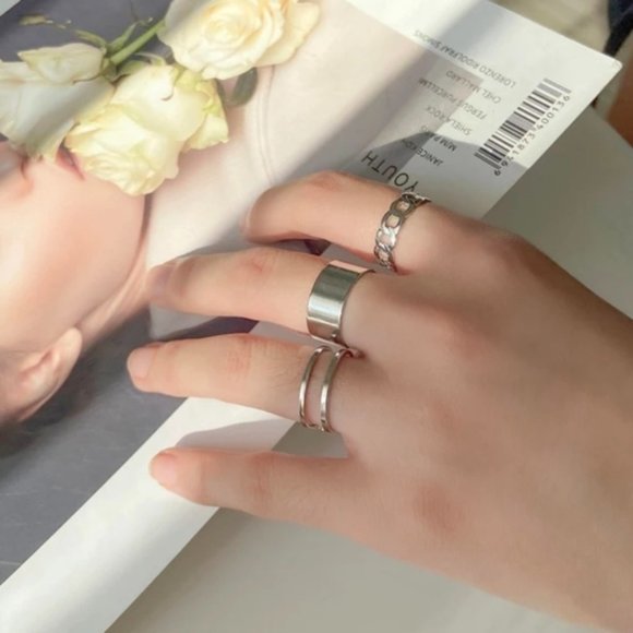 🍒2/$25 Silver Stacking Rings - Picture 2 of 7